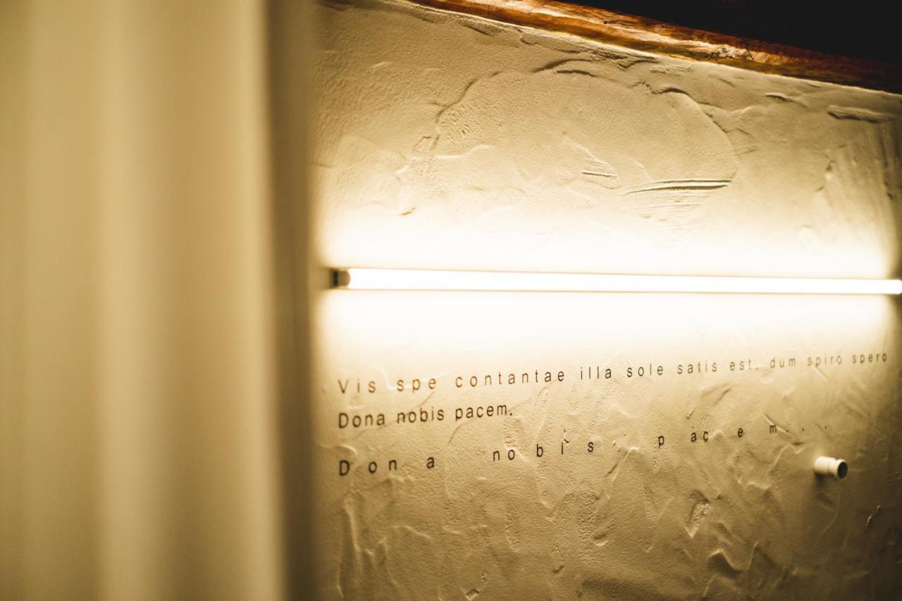 Viva La Vida - Jongno Hanok Private House โซล ภายนอก รูปภาพ